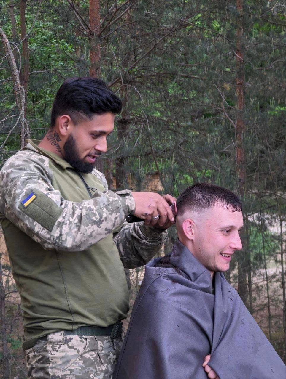 Ромський перукар на війні