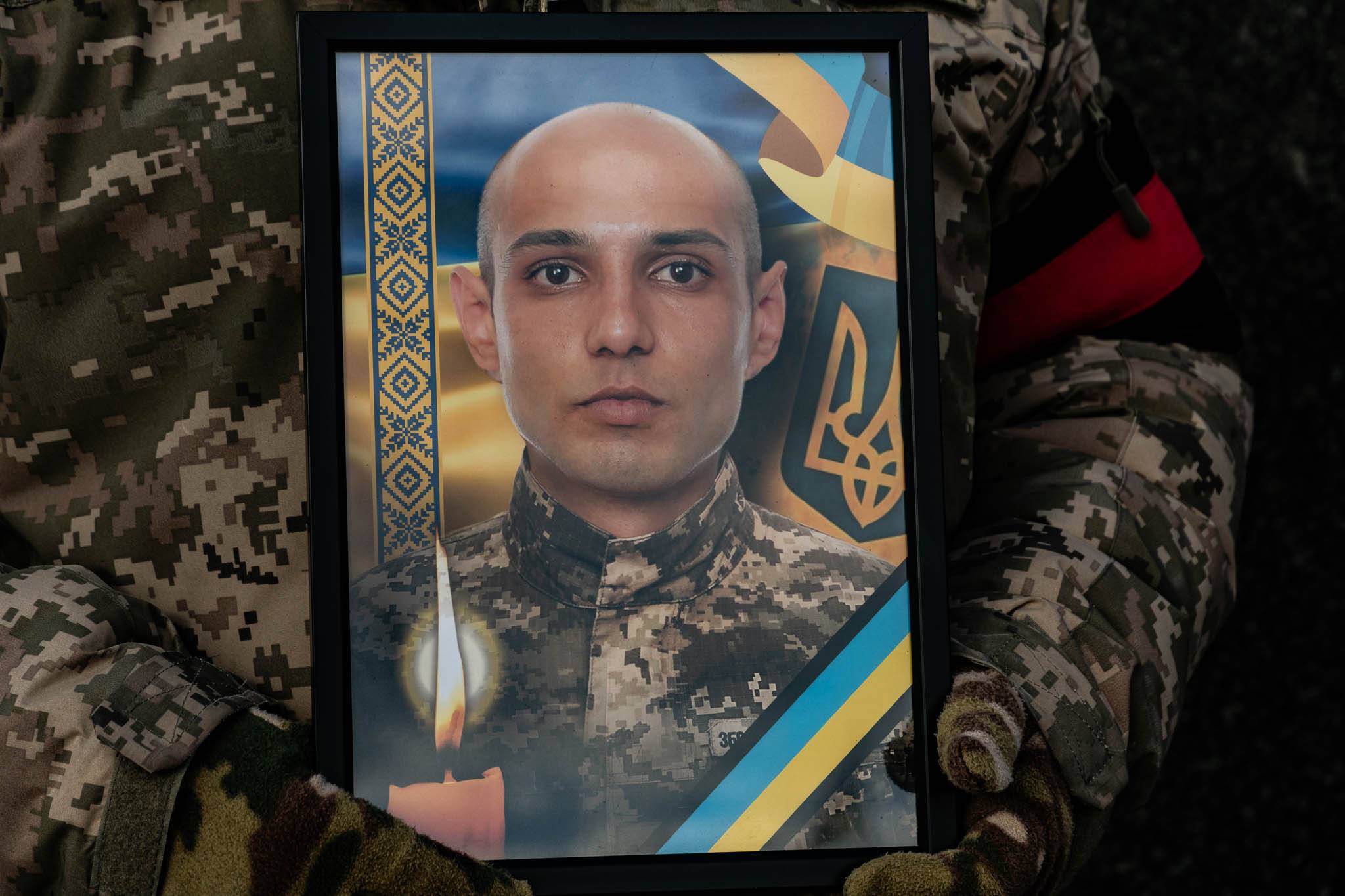 Чергова сумна звістка з війни - загинув ужгородець Роберт Пап
